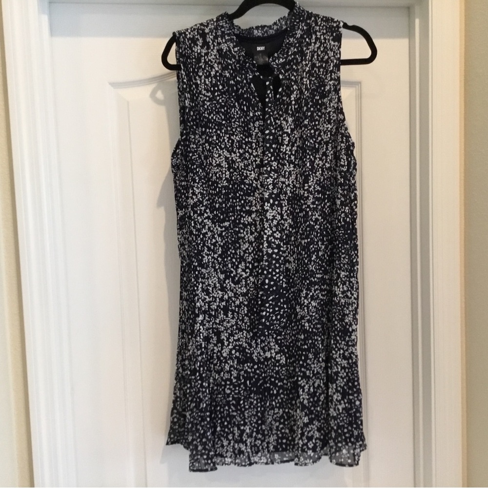 DKNY Pleated/Lined Print Dress